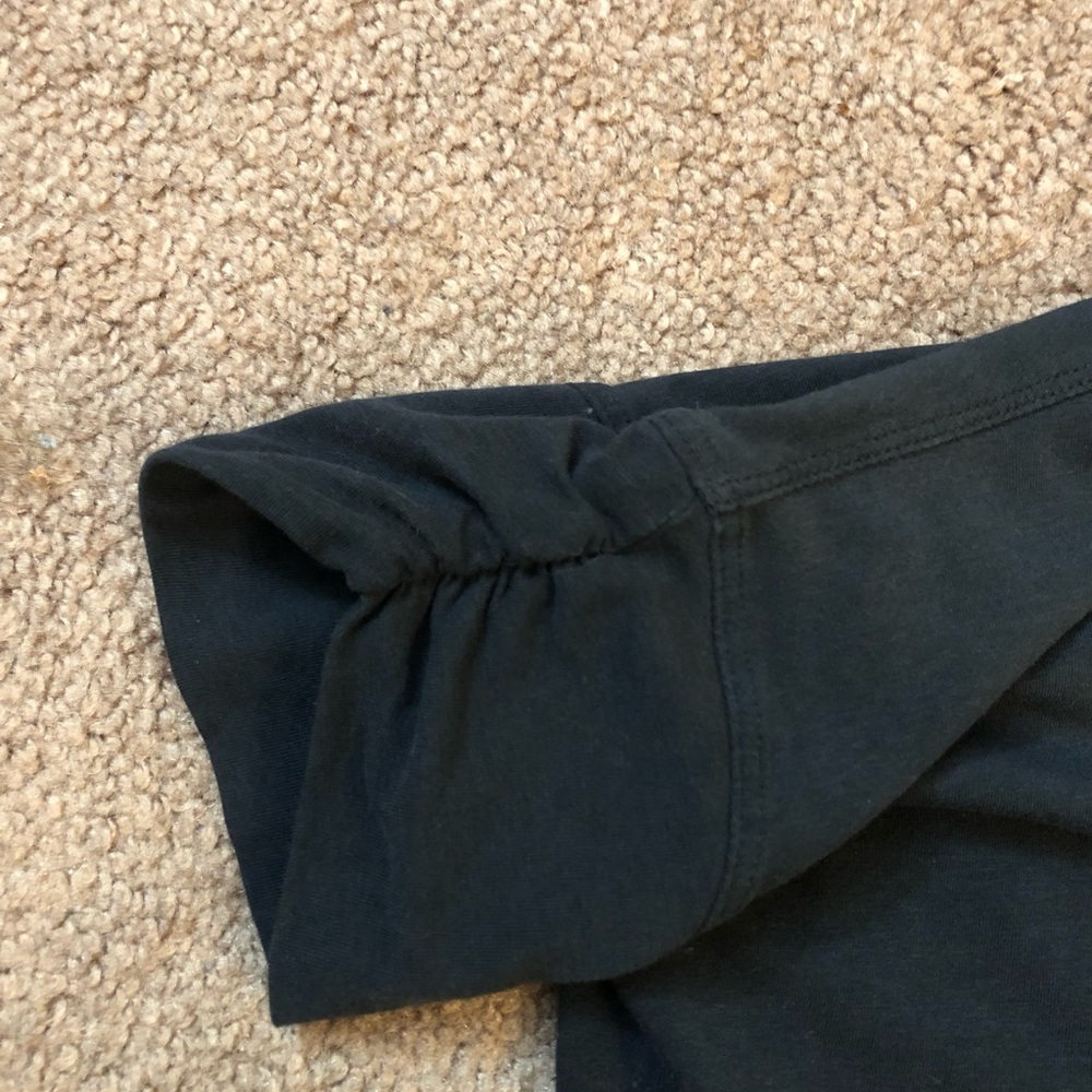 Lululemon shirt - Picture 6 of 6